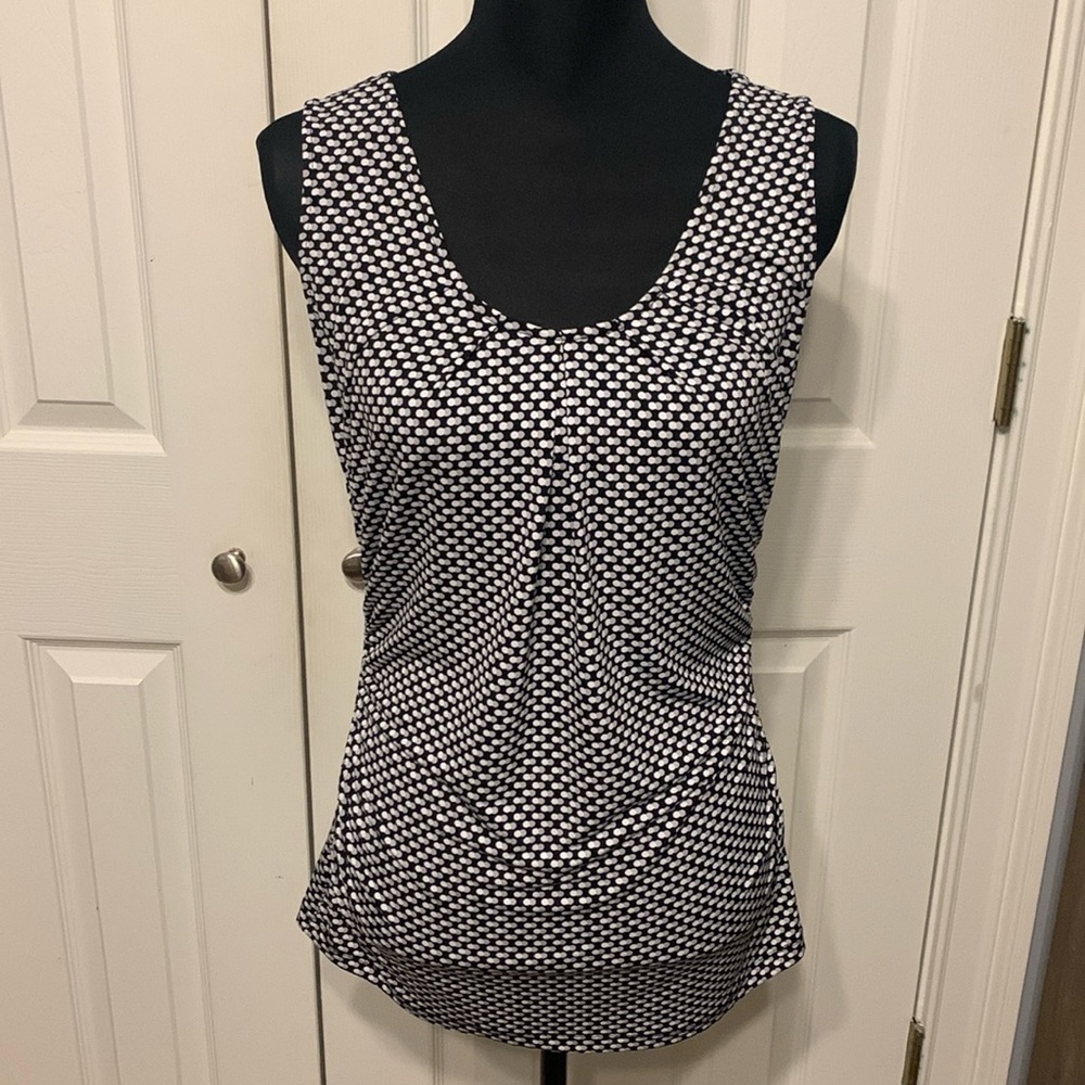 New York & Company Sleeveless Top